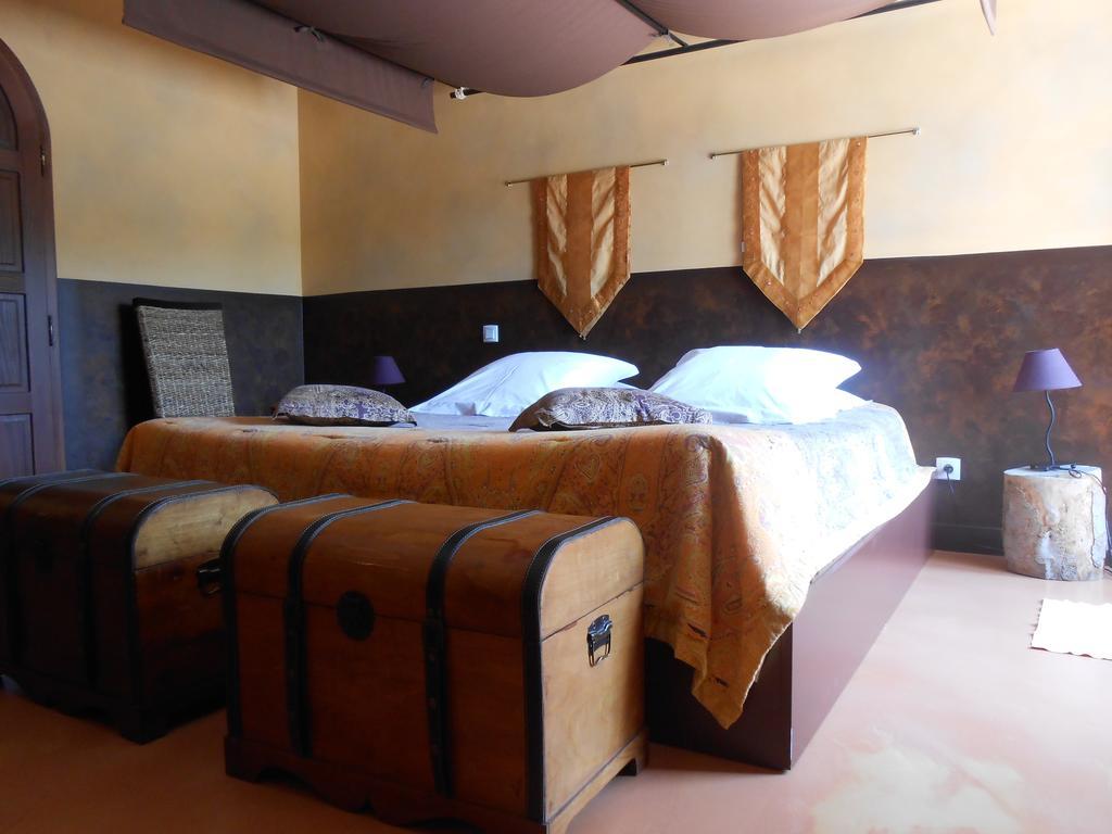 Les Grands Pres Geney Quarto foto
